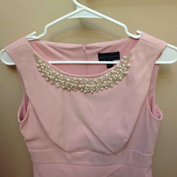 Dress - Picture 3 of 4