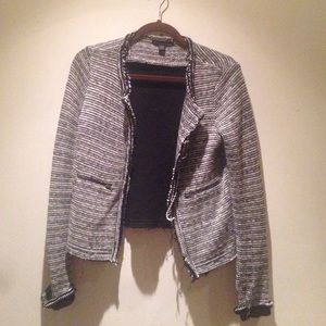 Zara Woven Mid rise jacket