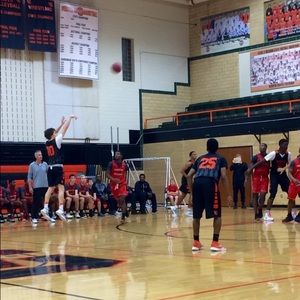 Meet your Posher, Ray