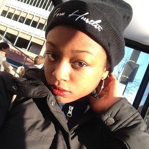 Meet your Posher, Rashida