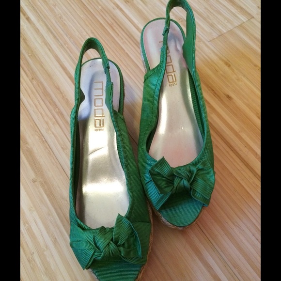 Espadrille platform wedges