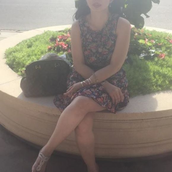 Meet your Posher, Chau - Picture 1 of 1