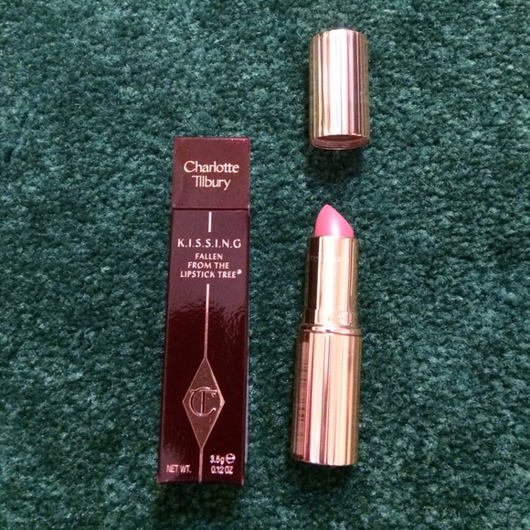 Charlotte Tilbury lipstick. Coachella coral