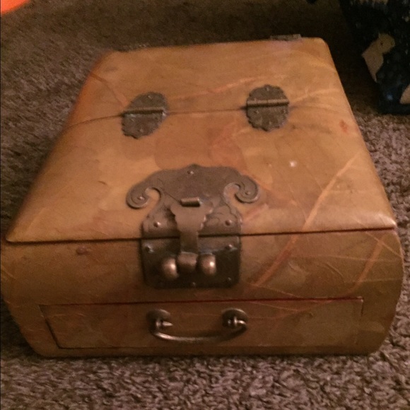 Vintage oriental jewelry box
