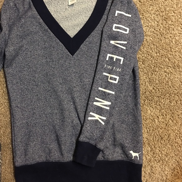 Pink pull over - Picture 3 of 4