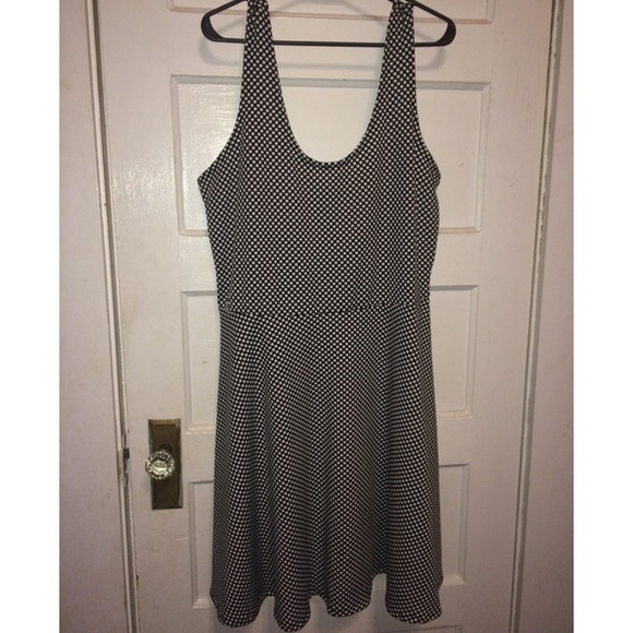 below the knees dress