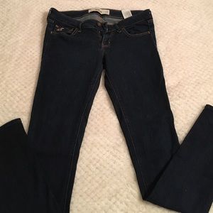 Hollister skinny jeans.