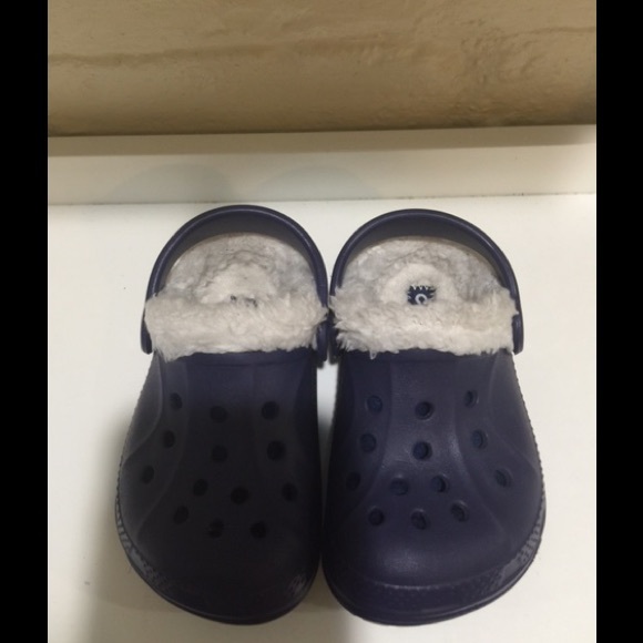 Toddler crocs