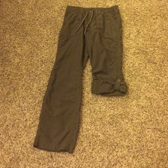 Northface size 2Petite, Sage green. Great detail
