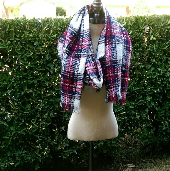 Scarf - Picture 3 of 4