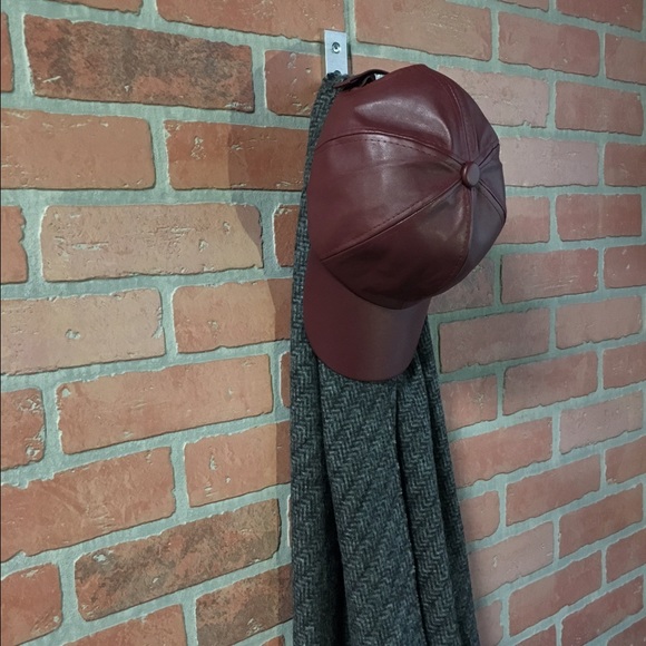 MAROON LEATHER CAP IN TREND NOW - Picture 4 of 4
