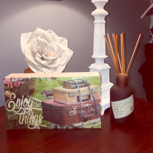 Wooden block decorations