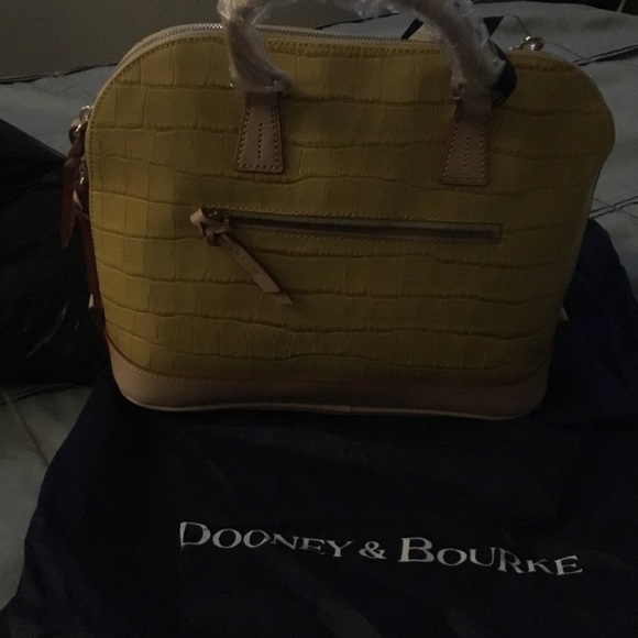 Dooney & Bourke satchel - Picture 1 of 4