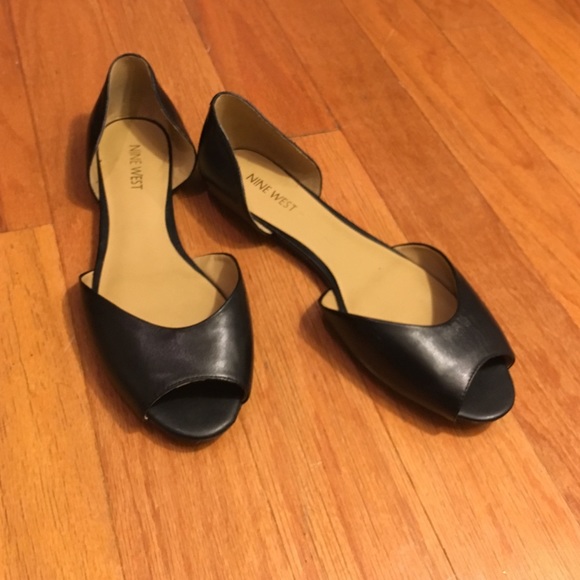 *UNWORN* Nine West "Blossom" Peep-toe Flats