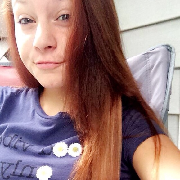 Meet your Posher, Kaitlin - Picture 1 of 1