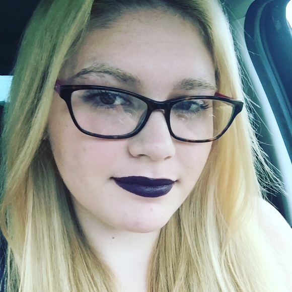 Meet your Posher, Shaye