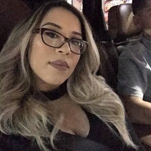 Meet your Posher, Delia