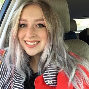 Meet your favorite seller, Molly!