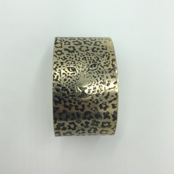 Leopard cuff bracelet