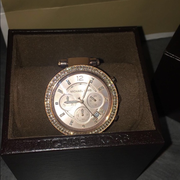 Brand-new authentic Michael Kors