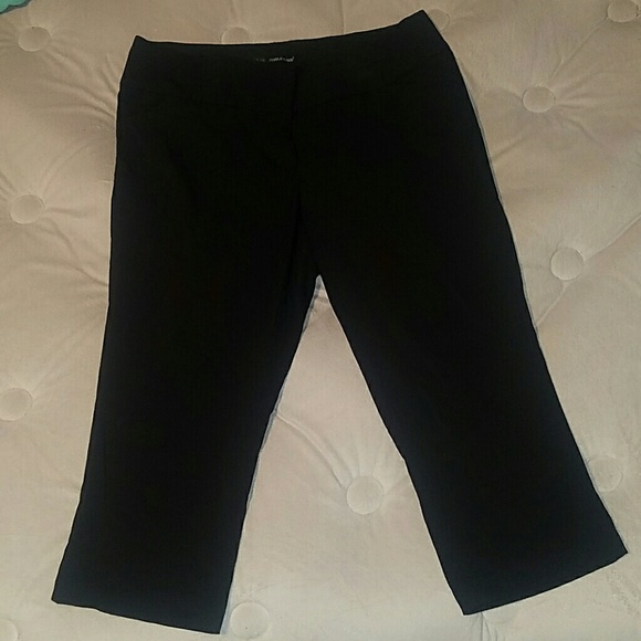 Maurices Dress Capris