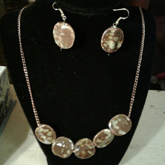MATCHING Necklace And EARRINGS set