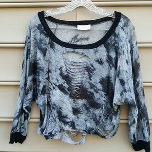 TRENDY CROP SHREDDED TOP
