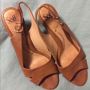 Sofft peep toe Camel wedges 9W