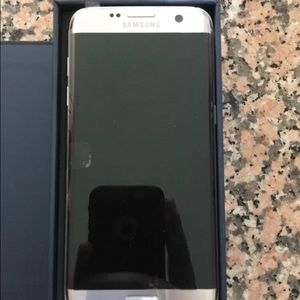 Samsung Galaxy S7 Edge Brand new 32G UNLOCKED