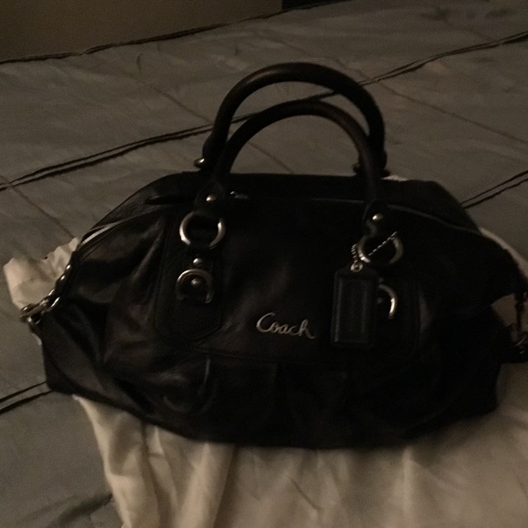 Coach satchel authentic - Picture 1 of 4