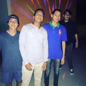 Meet your Posher, Carlos