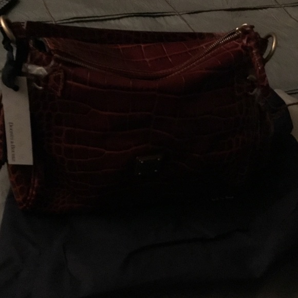 Authentic Dooney and Bourke handbag - Picture 1 of 3