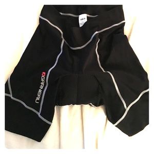Padded cycling shorts
