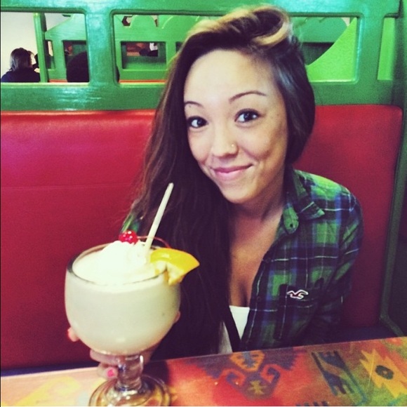 Green plaid Hollister co. flannel 🌲