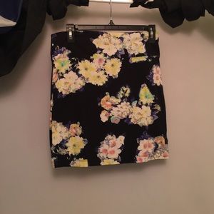 Floral pencil skirt!
