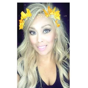 Meet your Posher, Elida