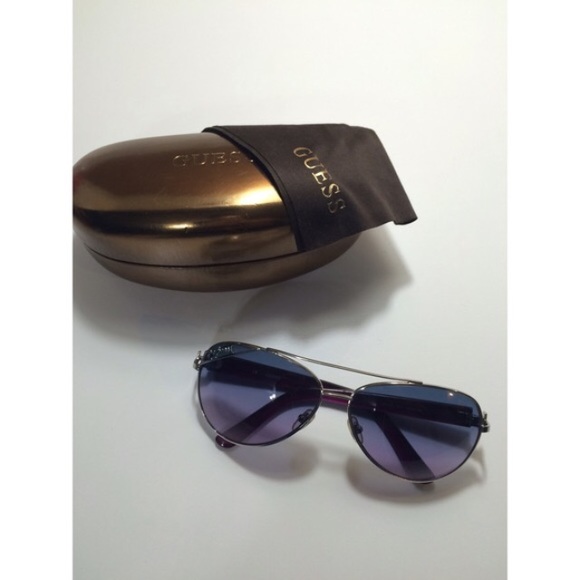 GUESS Aviator Sunglasses