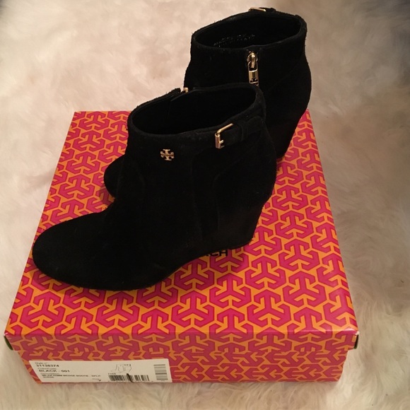 Tory Burch Milan Bootie size 7