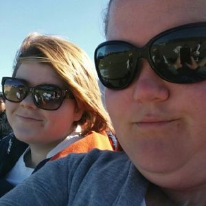 Meet your Posher, Crystal