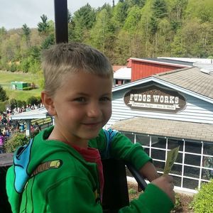 Meet your Posher, Adrian