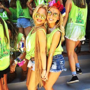 Meet your Posher, Daniella