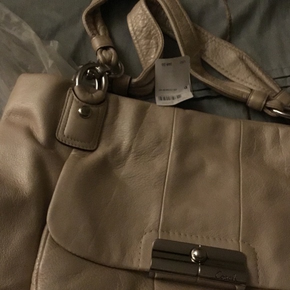 Brand new coach authentic coach hobo - Picture 2 of 3