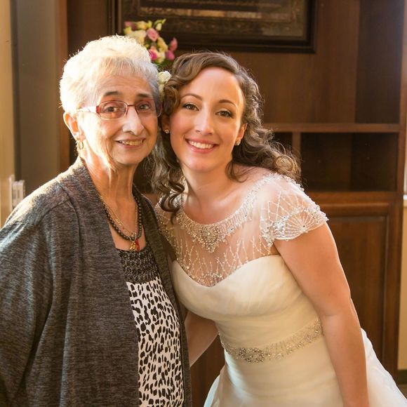 Meet your Posher, Kayla - Picture 1 of 1