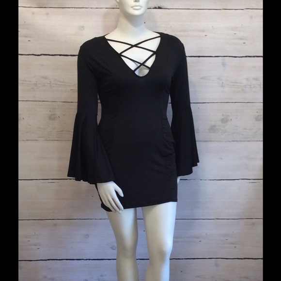 [Plus: 2X] HP Flared Sleeve Mini Dress - Picture 4 of 4