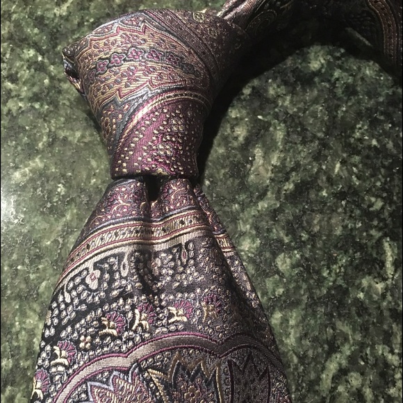 Exquisite Robert Talbott paisley tie.