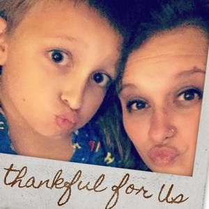 Meet your Posher, Elyse