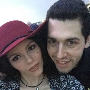 Meet your Posher, Max