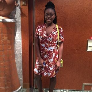 Meet your Posher, Whitney