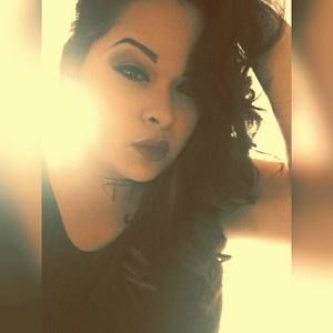 Meet your Posher, Leanna