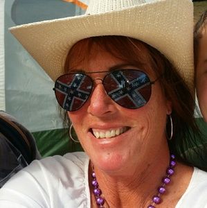 Meet your Posher, Maureen